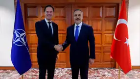 Fidan, NATO Zirvesi'ni Rutte ile görüştü