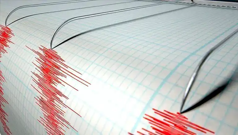 Karayipler'de 7.6 Büyüklüğünde Deprem! Tsunami Uyarısı!